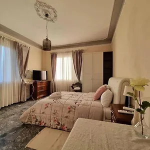 Le Rose Di Paola Bed & Breakfast